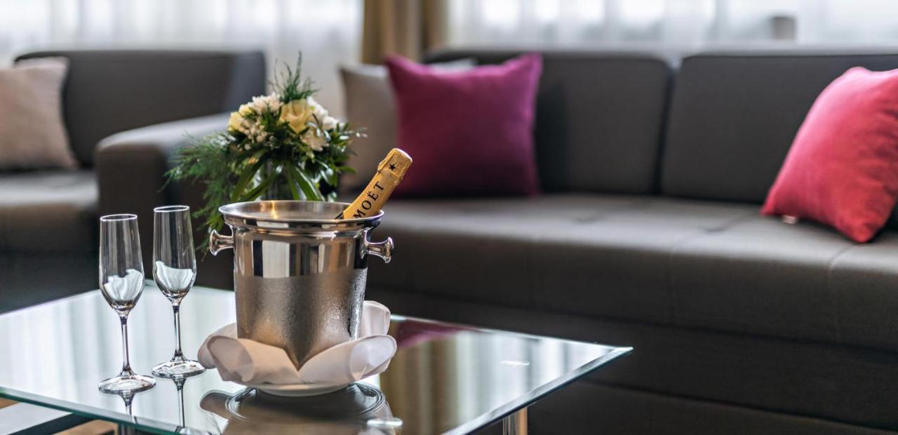 Hotel Fontana Vrnjačka Banja Esterno foto
