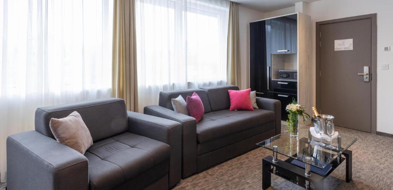 Hotel Fontana Vrnjačka Banja Esterno foto
