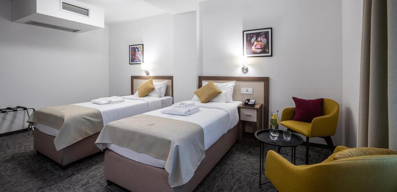 Hotel Fontana Vrnjačka Banja Esterno foto