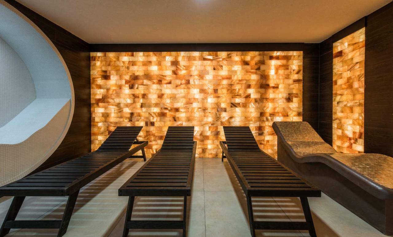 Hotel Fontana Vrnjačka Banja Esterno foto